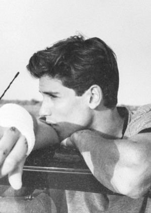 The Best Looksmaxxing Guide for Men - OnPointFresh